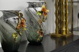 55RV6816L Ваза стеклянная зеленая с цветком 28*22*41см